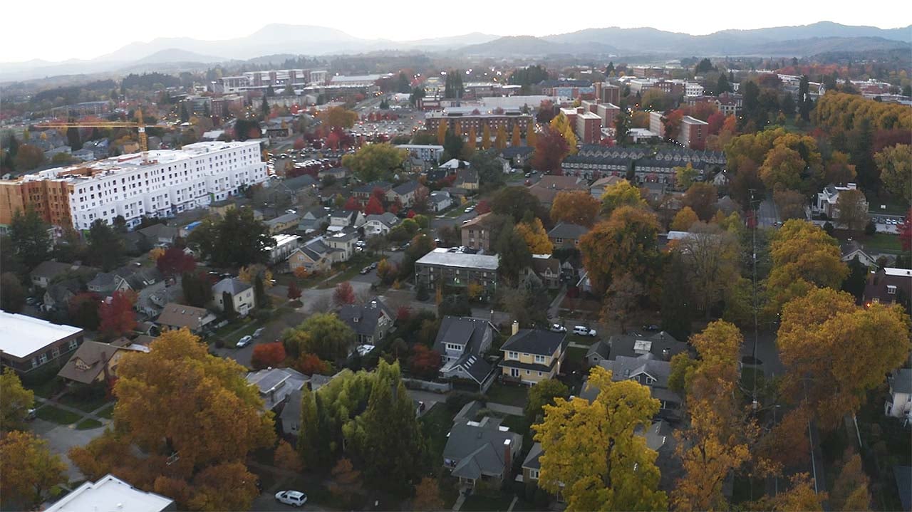 Aerial view of town of Corvallis Oregon new homes